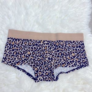 NWT VS PINK Cotton Panties Natural Leopard Animal Print Boyshorts Women's Size M